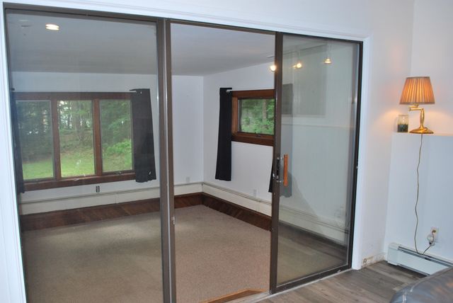 43 Camelot Drive, Bedford, NH 03110