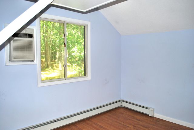 43 Camelot Drive, Bedford, NH 03110