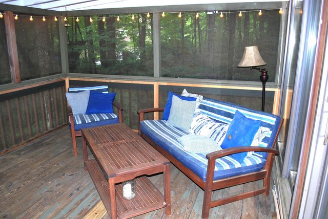 43 Camelot Drive, Bedford, NH 03110