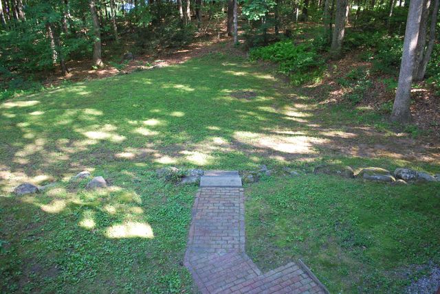 43 Camelot Drive, Bedford, NH 03110