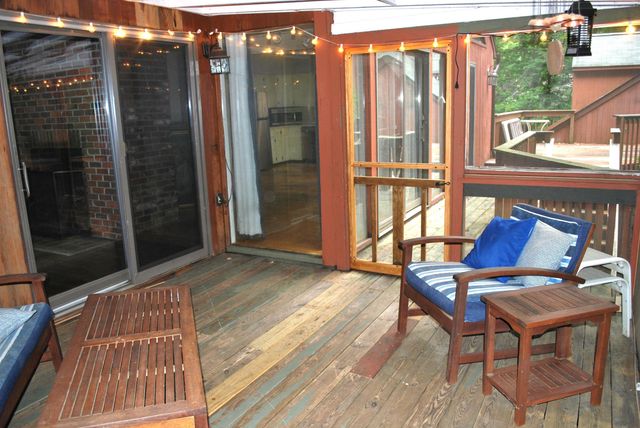 43 Camelot Drive, Bedford, NH 03110