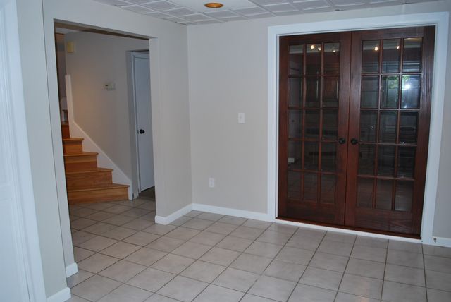43 Camelot Drive, Bedford, NH 03110
