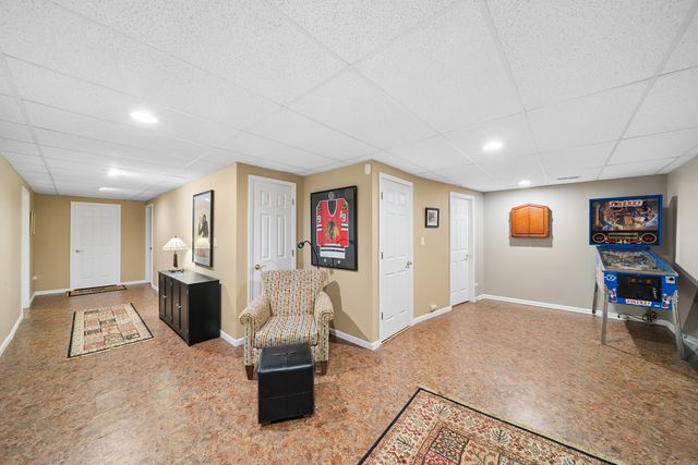 21626 W LARCH Drive, Plainfield, IL 60544