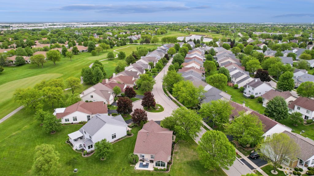21626 W LARCH Drive, Plainfield, IL 60544