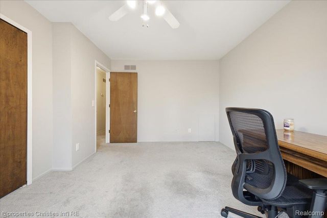 24289 Dale Avenue, Eastpointe, MI 48021