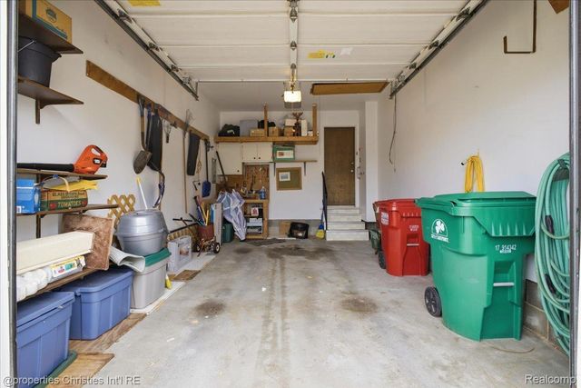 24289 Dale Avenue, Eastpointe, MI 48021