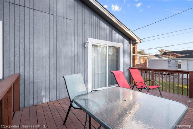 24289 Dale Avenue, Eastpointe, MI 48021