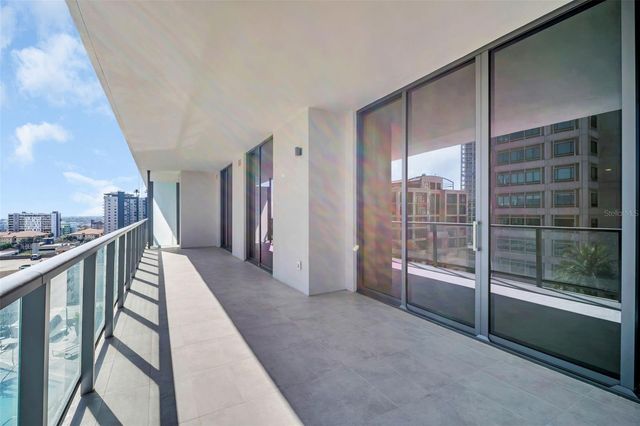 275 1ST AVENUE S 1104, St Petersburg, FL 33701