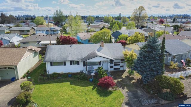1740 Vanderbeck Ln, Woodburn, OR 97071
