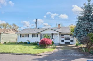 1740 Vanderbeck Ln, Woodburn, OR 97071