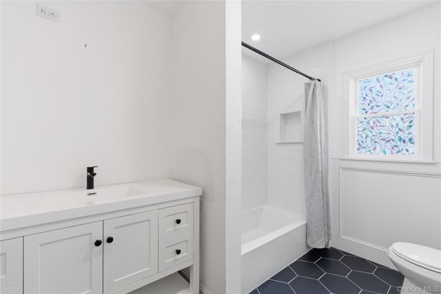 111 Shepherd Street, Rockville Centre, NY 11570