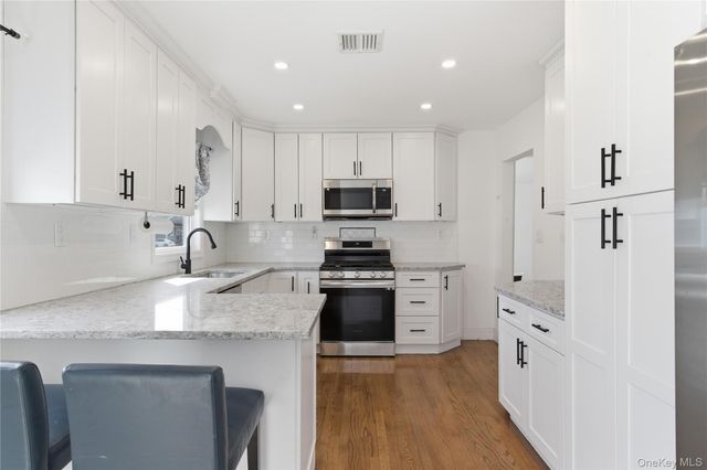 111 Shepherd Street, Rockville Centre, NY 11570