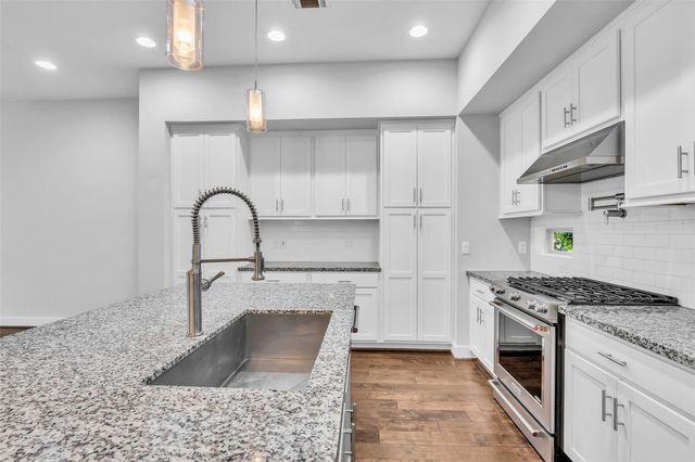 3309 Jefferson Street C, Houston, TX 77003