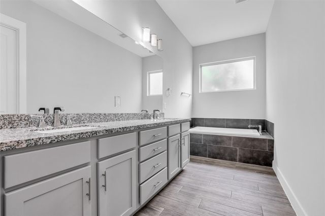 3309 Jefferson Street C, Houston, TX 77003
