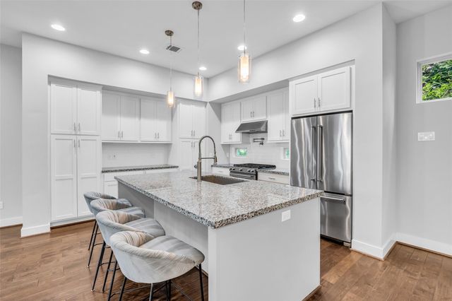 3309 Jefferson Street C, Houston, TX 77003
