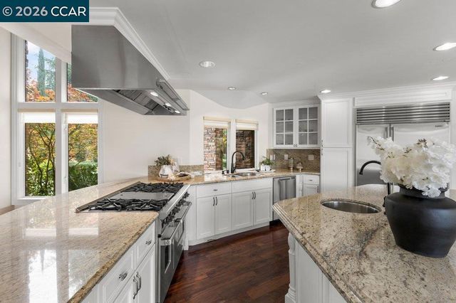 1311 Laverock Ln, Alamo, CA 94507