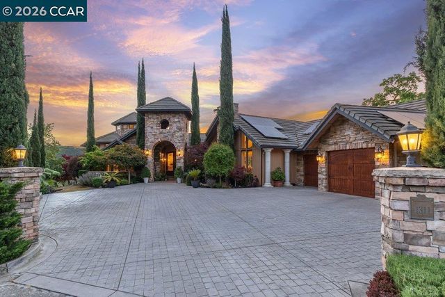 1311 Laverock Ln, Alamo, CA 94507