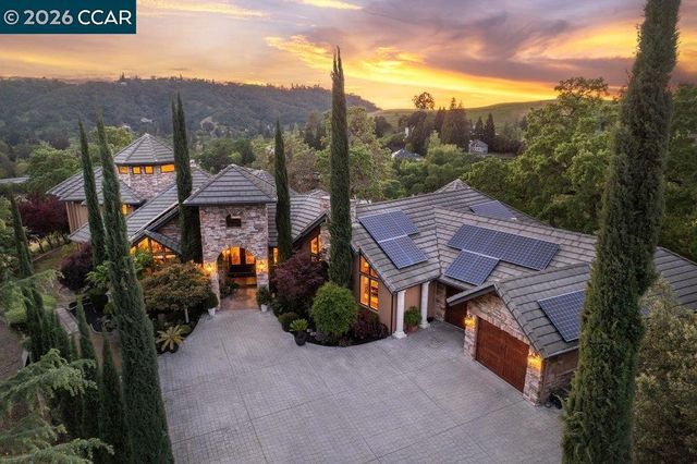 1311 Laverock Ln, Alamo, CA 94507