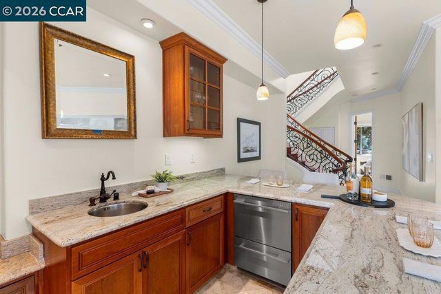 1311 Laverock Ln, Alamo, CA 94507