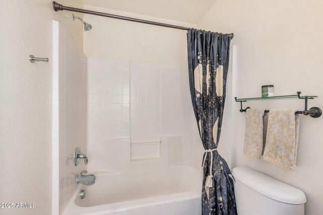 3739 W CARTER Road, Phoenix, AZ 85041