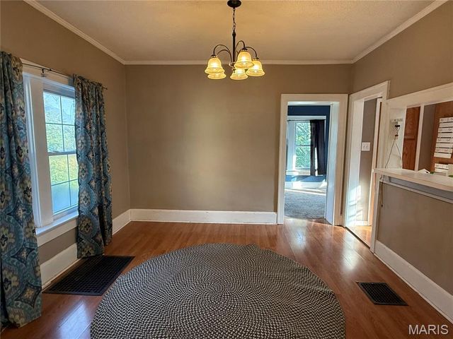 1414 Paris Avenue, Hannibal, MO 63401