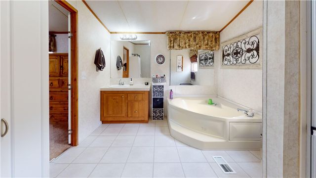 10187 Jeter Road, Fayetteville, AR 72701