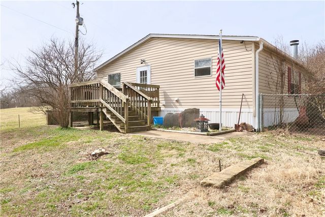 10187 Jeter Road, Fayetteville, AR 72701