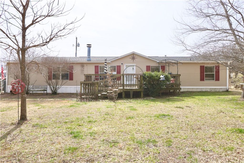 10187 Jeter Road, Fayetteville, AR 72701