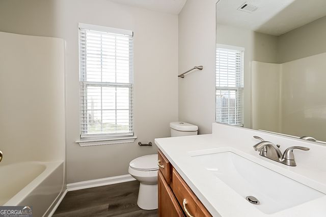 7545 Broadhurst Drive, Riverdale, GA 30296