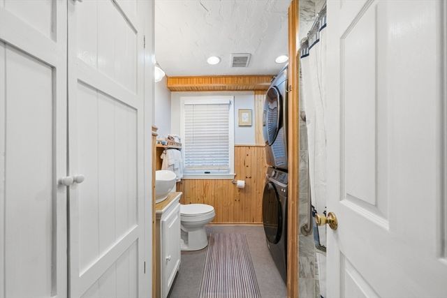 4 Laurel Street, Woburn, MA 01801