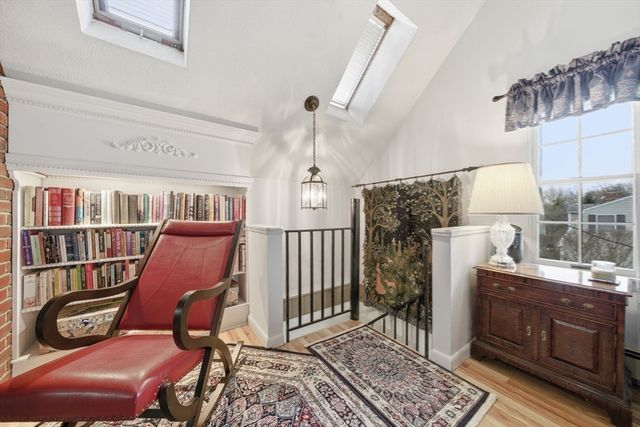 4 Laurel Street, Woburn, MA 01801