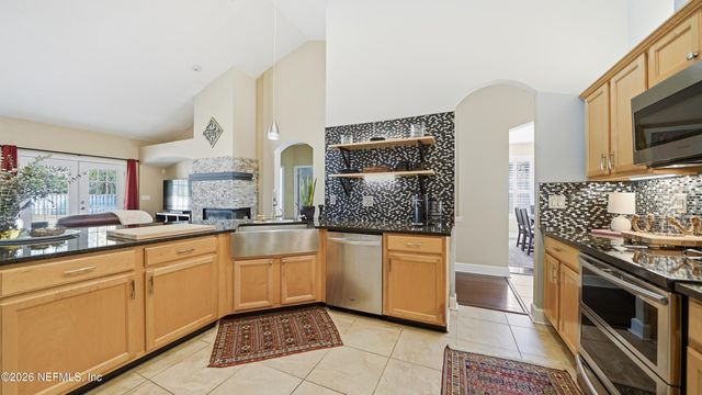 7836 KINGSMILL Court, Jacksonville, FL 32256