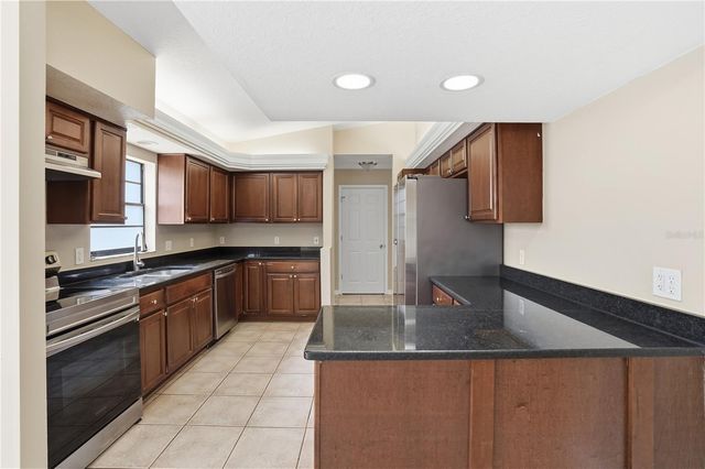 405 PARK RIDGE AVENUE, 405 Park Ridge Ave, Temple Terrace, FL 33617