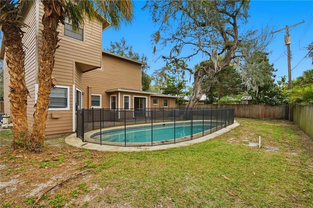 405 PARK RIDGE AVENUE, 405 Park Ridge Ave, Temple Terrace, FL 33617