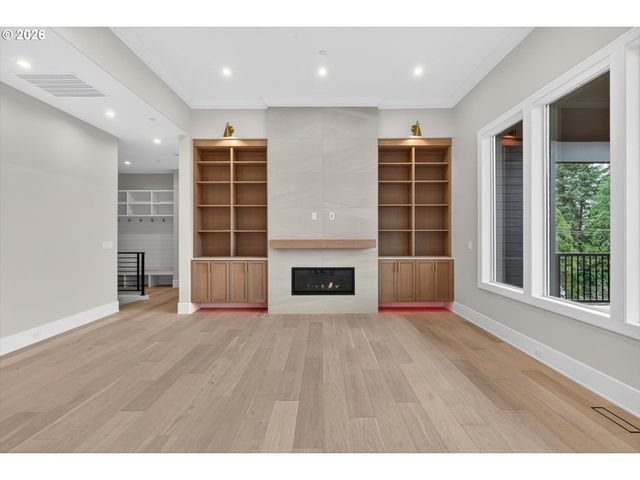 1912 Sw DICKINSON Ln, Portland, OR 97219