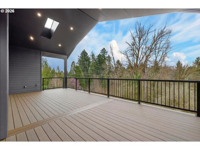 1912 Sw DICKINSON Ln, Portland, OR 97219