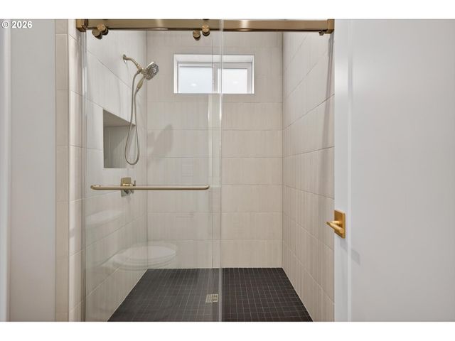 1912 Sw DICKINSON Ln, Portland, OR 97219