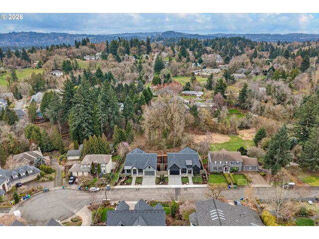 1912 Sw DICKINSON Ln, Portland, OR 97219