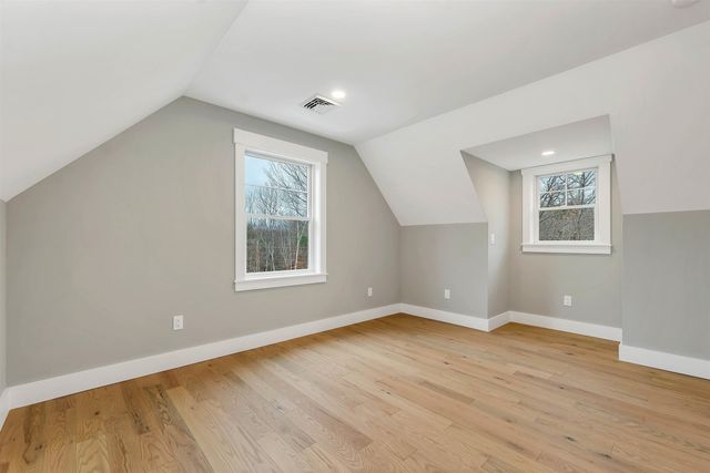 606 Alton Mountain Road, Alton, NH 03810