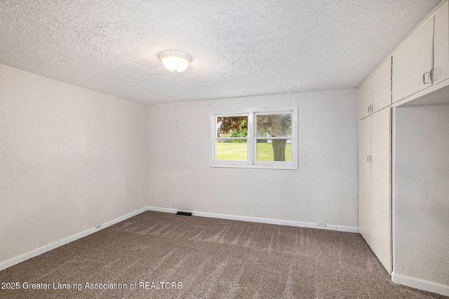 7902 N Welling Road, St. Johns, MI 48879