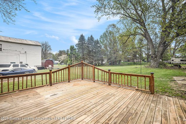 7902 N Welling Road, St. Johns, MI 48879