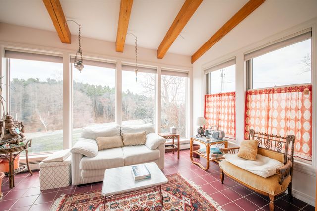 47 Oak Hill Drive, Dummerston, VT 05301