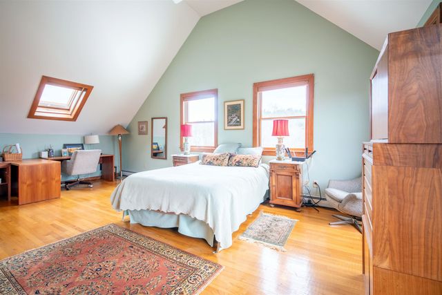 47 Oak Hill Drive, Dummerston, VT 05301