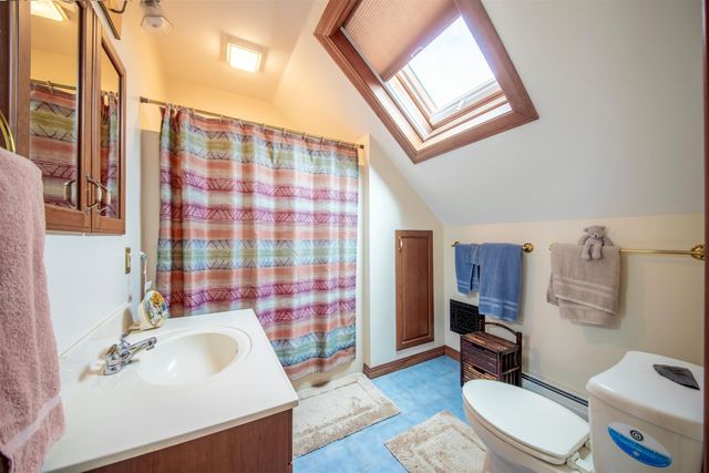 47 Oak Hill Drive, Dummerston, VT 05301