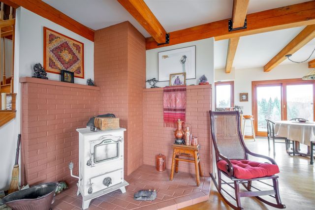 47 Oak Hill Drive, Dummerston, VT 05301