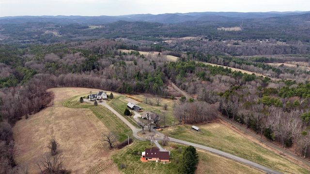 47 Oak Hill Drive, Dummerston, VT 05301