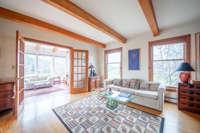 47 Oak Hill Drive, Dummerston, VT 05301
