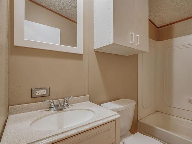 5609 E Horse Ranch Road, Perkins, OK 74059