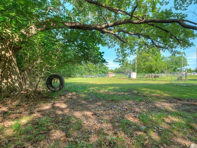 5609 E Horse Ranch Road, Perkins, OK 74059
