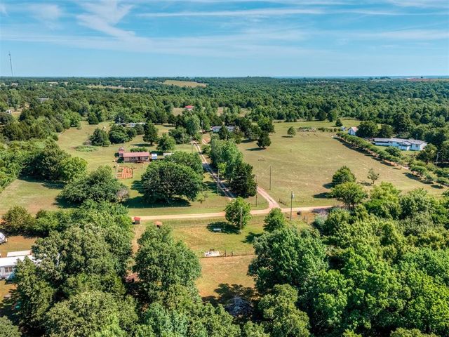 5609 E Horse Ranch Road, Perkins, OK 74059